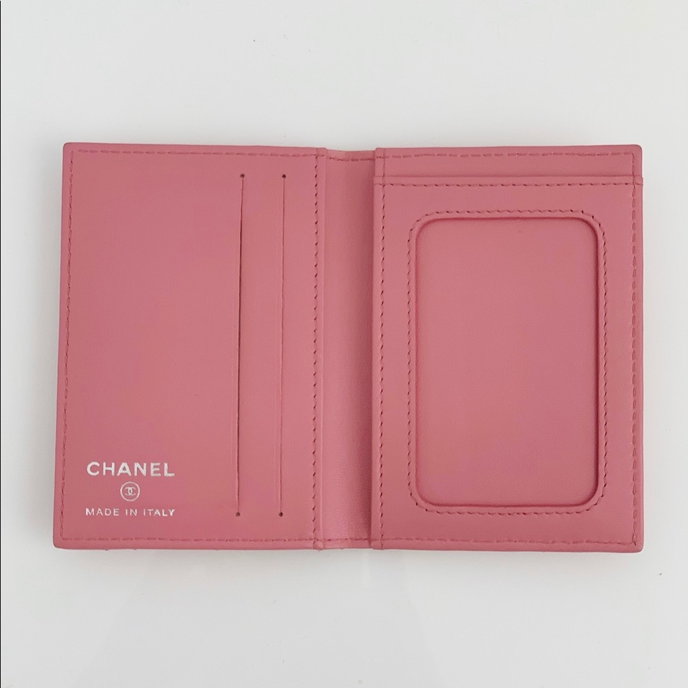 Chanel Quilted Card Holder - Picture 2 of 6